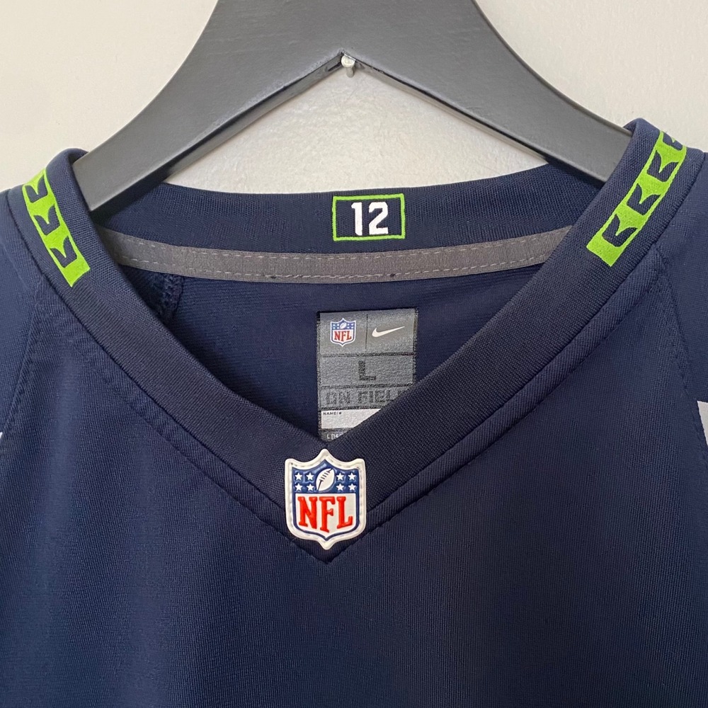Nike NFL Seattle Seahawks Russell Wilson Jersey Youth Size L Navy‎ #3 - Picture 5 of 11